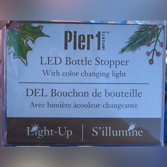 PIER 1 Bottle Stopper LED Light Up Santa Claus Changing Lights Christmas - Picture 2 of 11